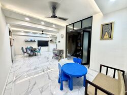 Blk 321 Tampines Street 33 (Tampines), HDB 5 Rooms #574268421